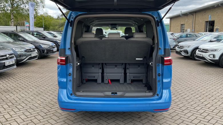 Volkswagen Multivan 2.0 TDI Life 5dr LWB DSG Diesel Estate